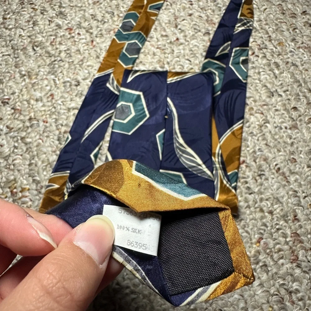 Oscar de la Renta stylish ties